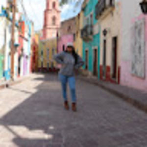 Meet your Posher, Rocio